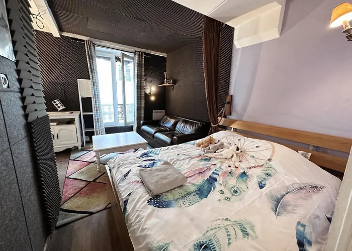 05 Grand Studio Near Chatelet